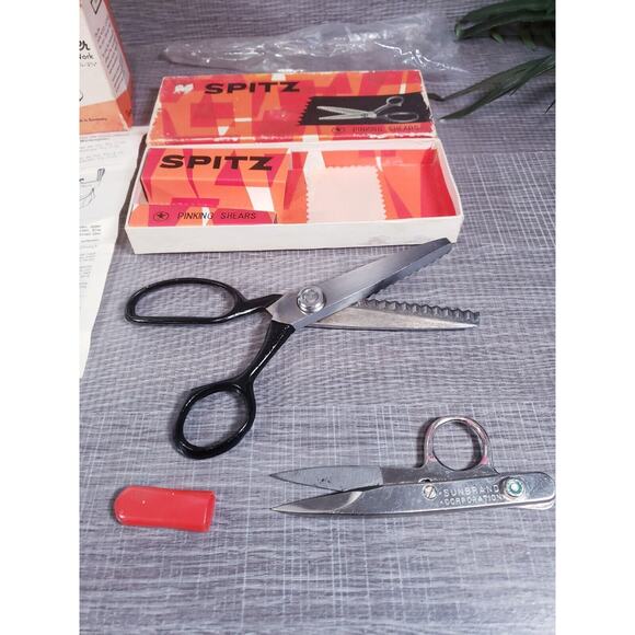 VINTAGE LOT Gold Seal Nippers Scissors - Spitz Pinking Shears & Imra Wool Cuter - Picture 7 of 16
